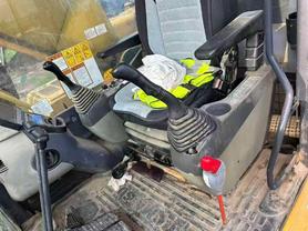 Buy Komatsu PC210 Used Excavator / 4 Buy Komatsu PC210 Used Excavator / 4