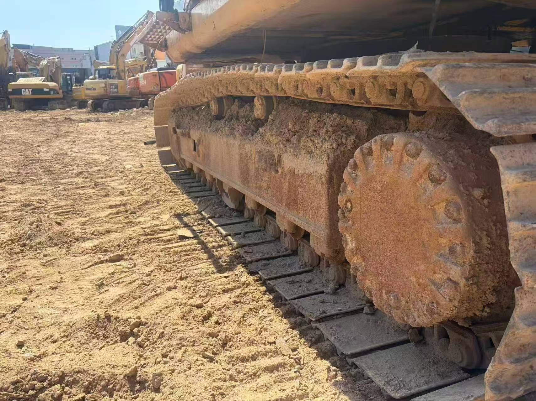 Buy Caterpillar 320A Used Excavator / 8