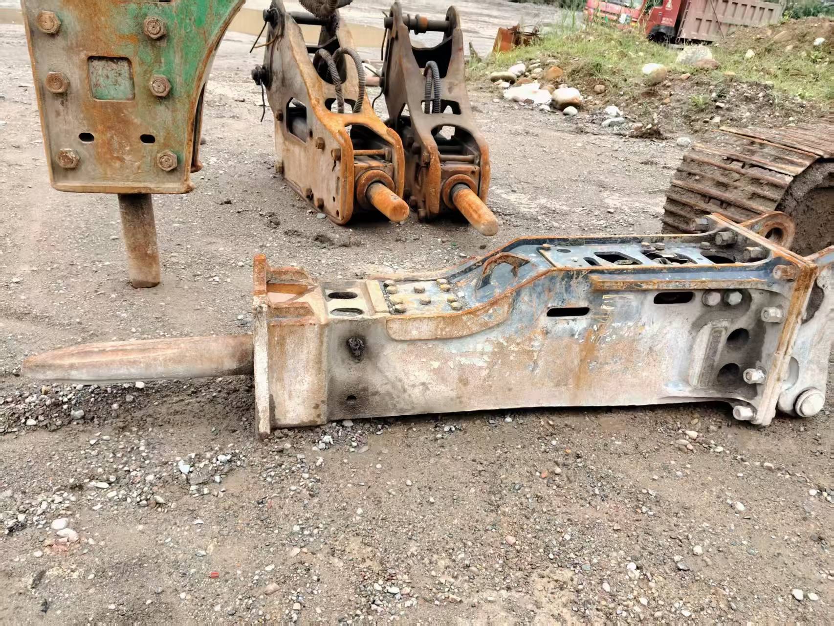 Buy Komatsu Used Excavator / 2
