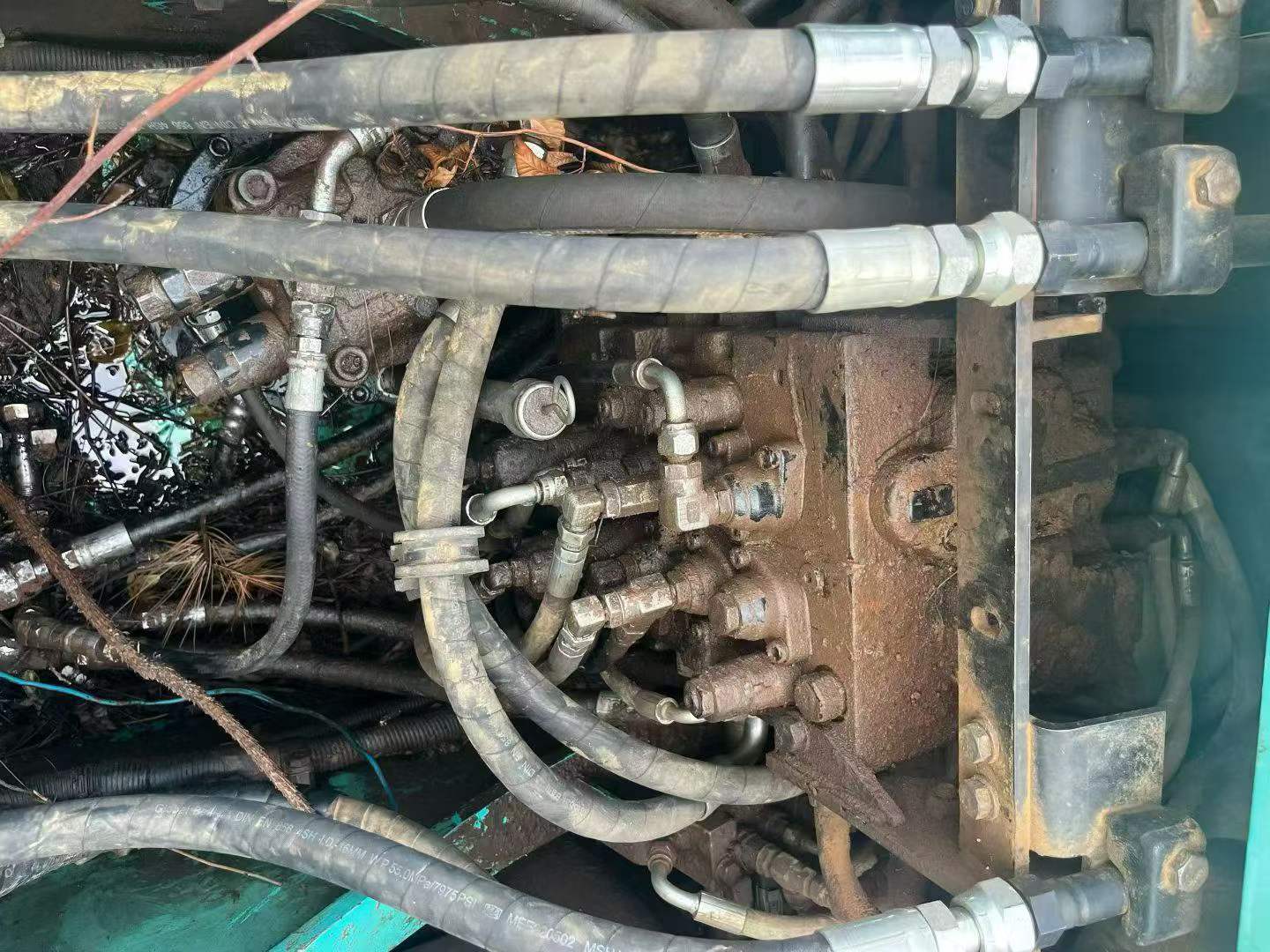 Buy Kobelco SK130-8 Used Excavator / 4
