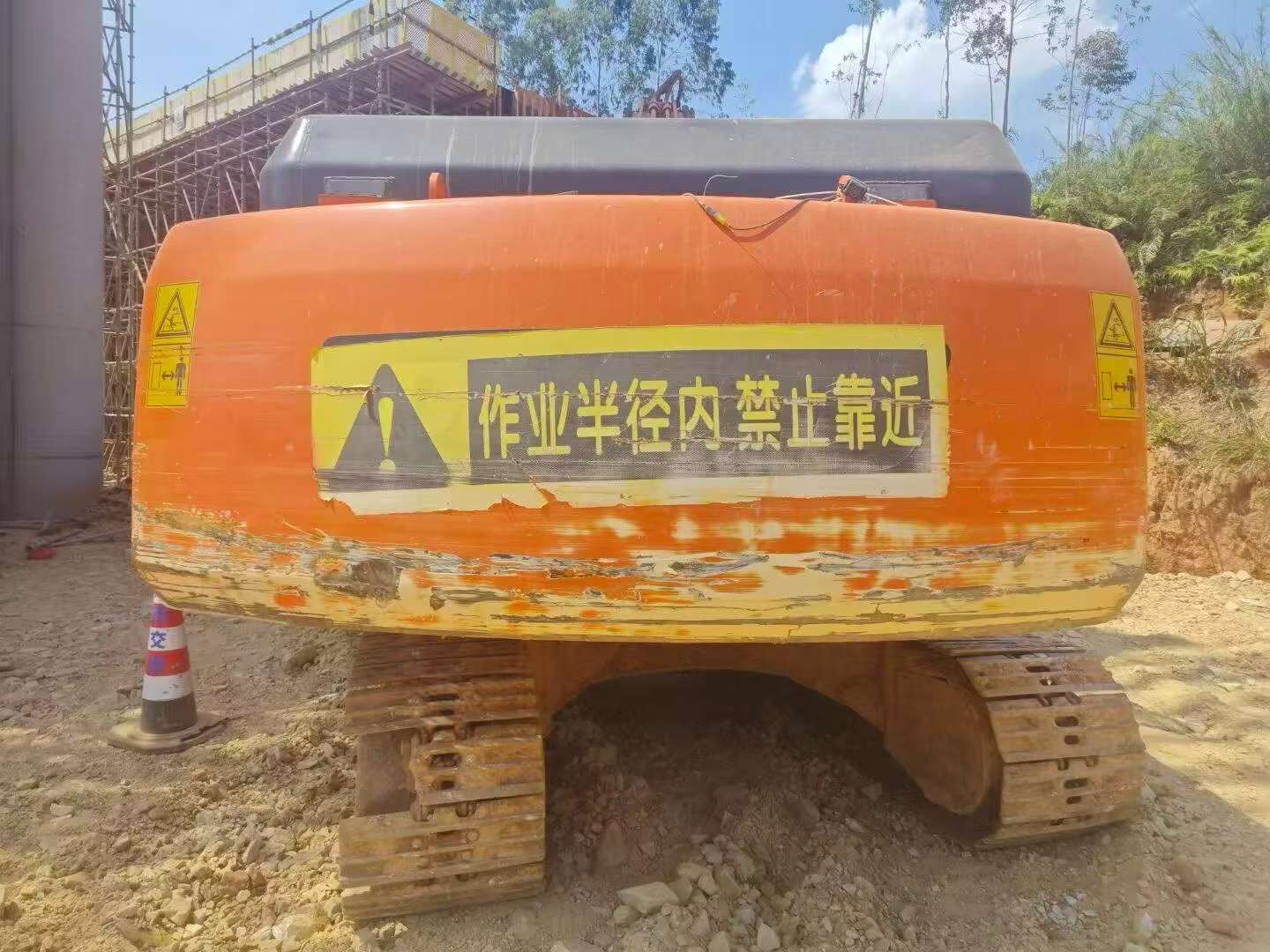 Buy Doosan DH215-7 Used Excavator / 2