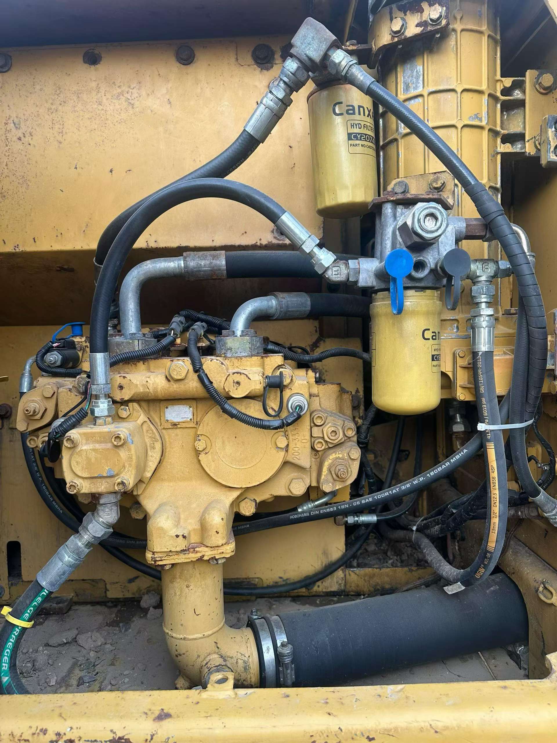 Buy Caterpillar 320D Used Excavator / 4