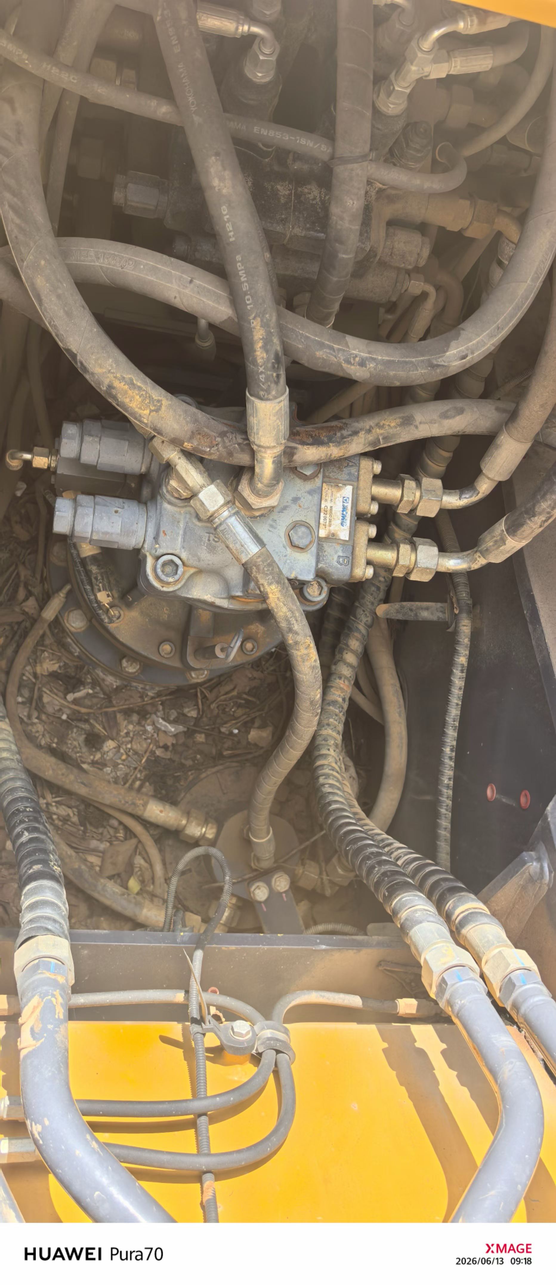 Buy XCMG XE135B Used Excavator / 6