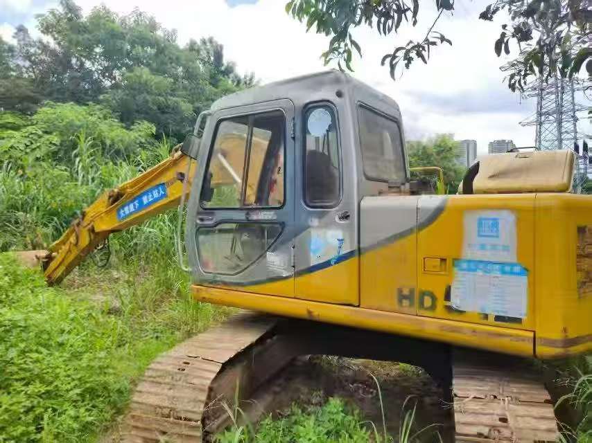 Buy Kato HD512-6 Used Excavator / 1