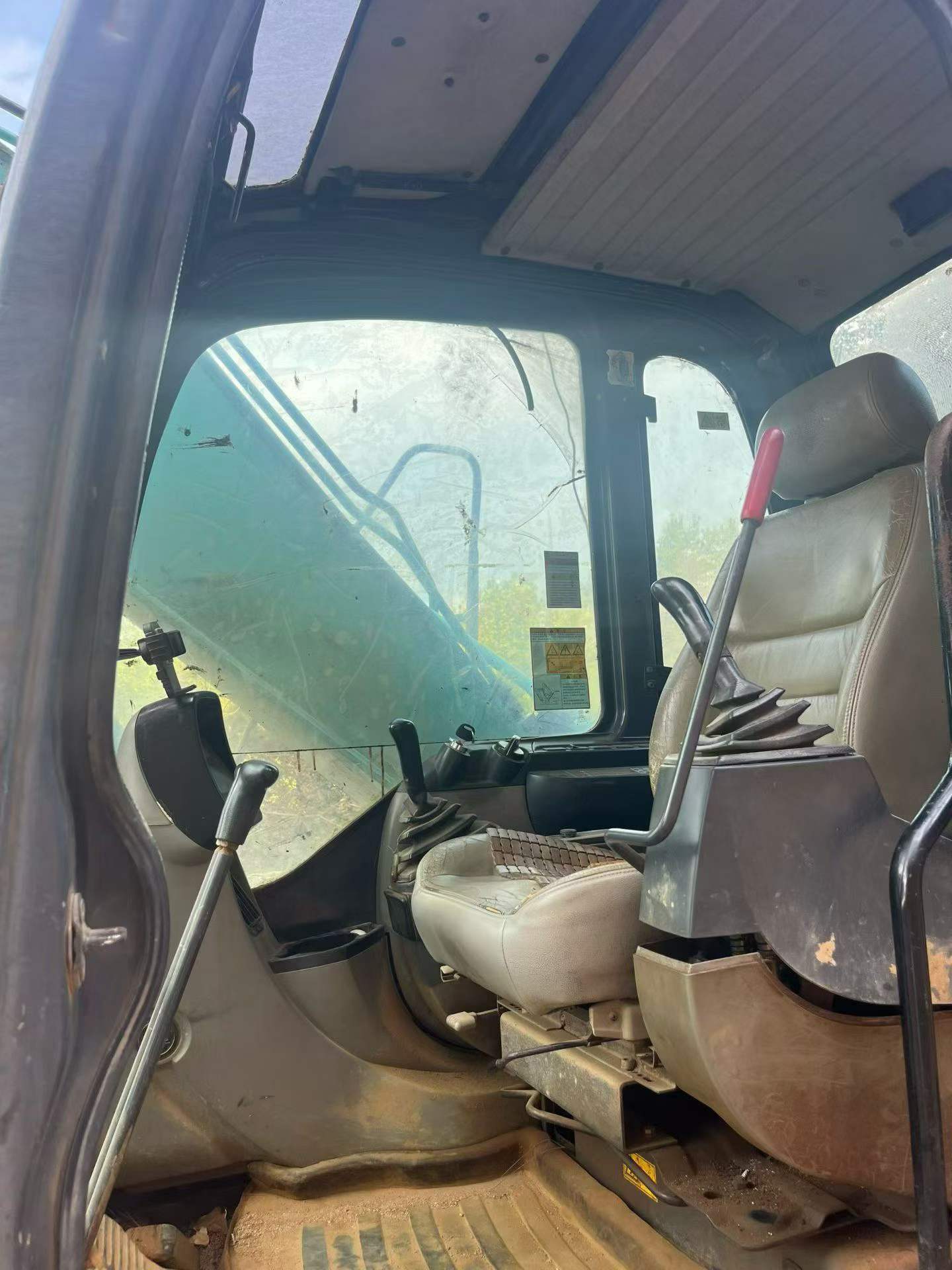 Buy Kobelco SK130-8 Used Excavator / 7