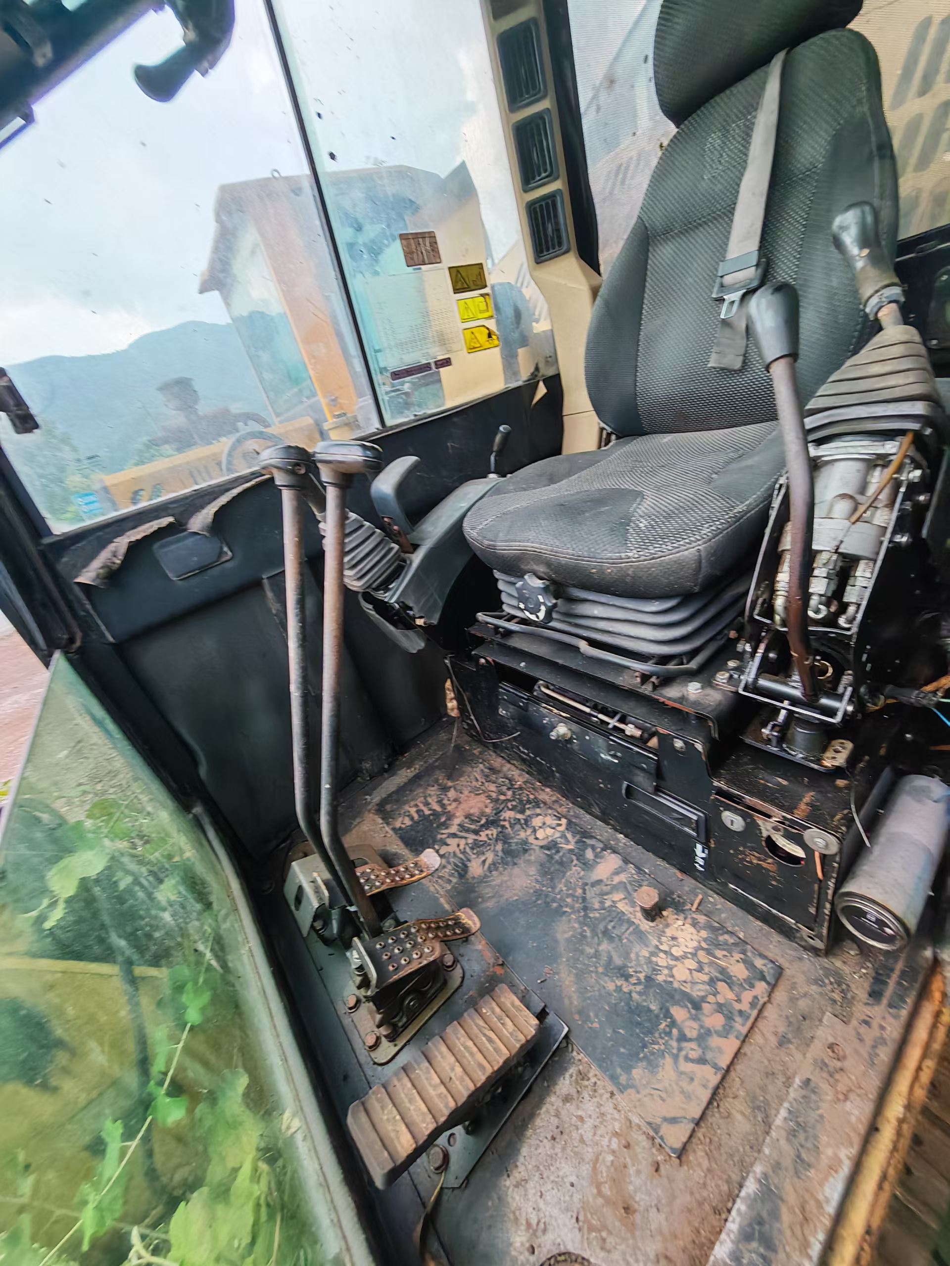 Buy Caterpillar 306D Used Excavator / 4