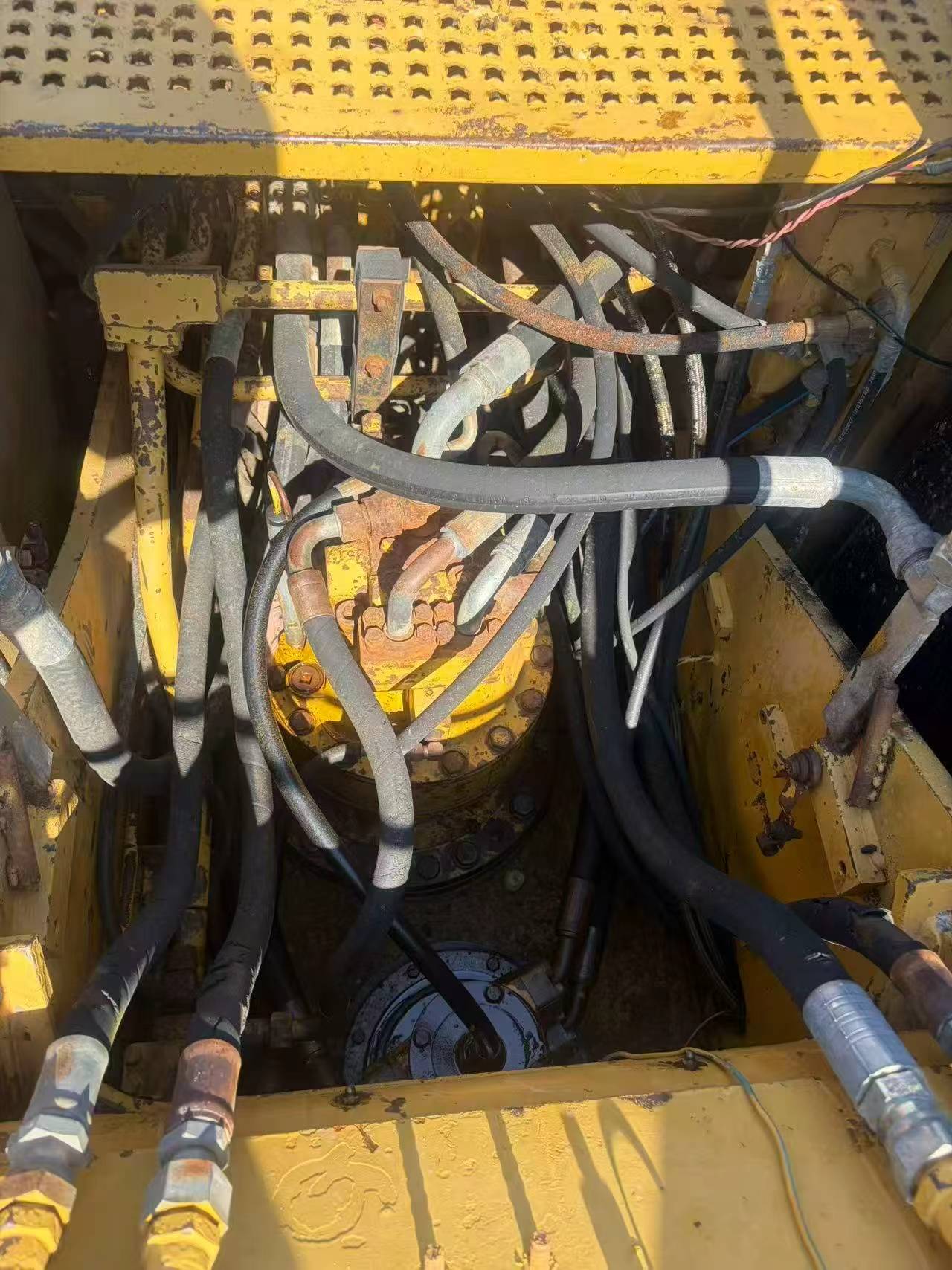 Buy Caterpillar 320A Used Excavator / 6