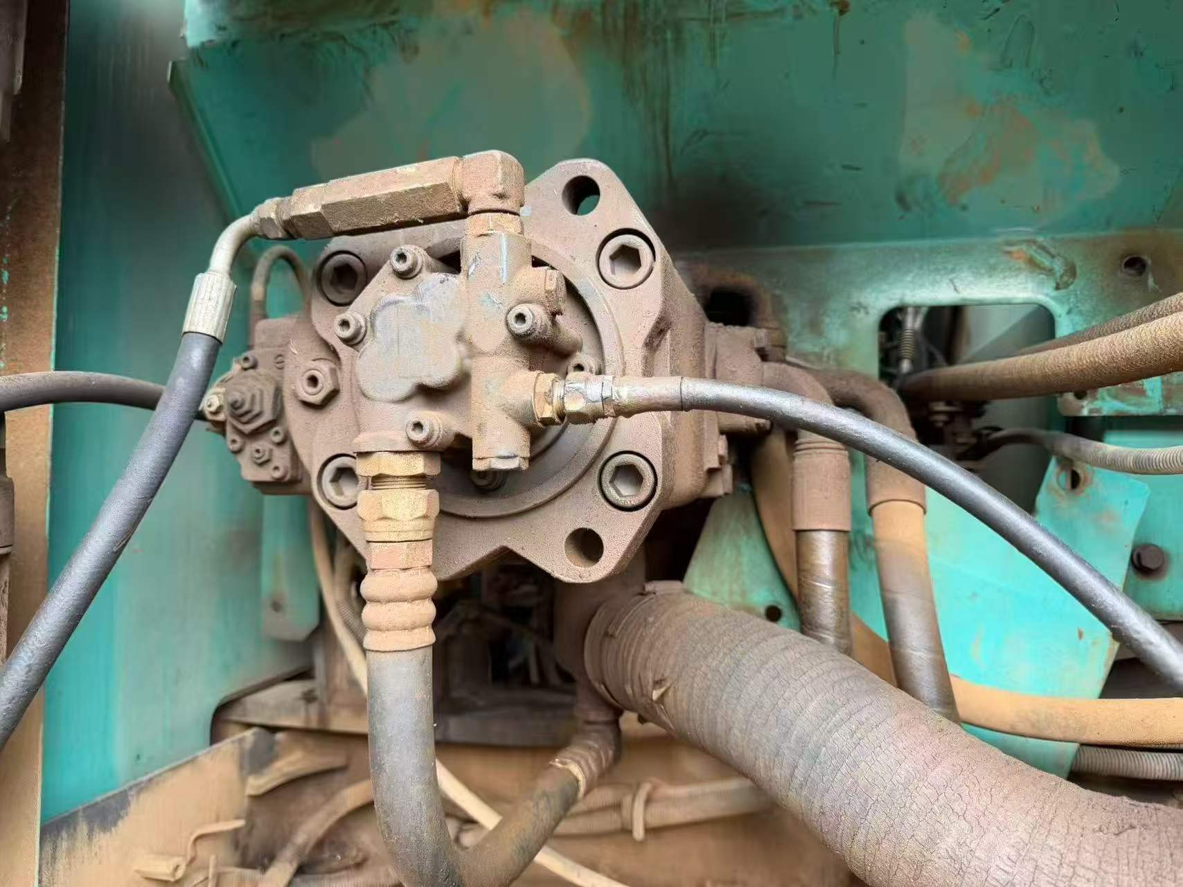 Buy Kobelco SK260 Used Excavator / 6