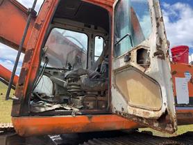 Buy Doosan S300 Used Excavator / 3 Buy Doosan S300 Used Excavator / 3