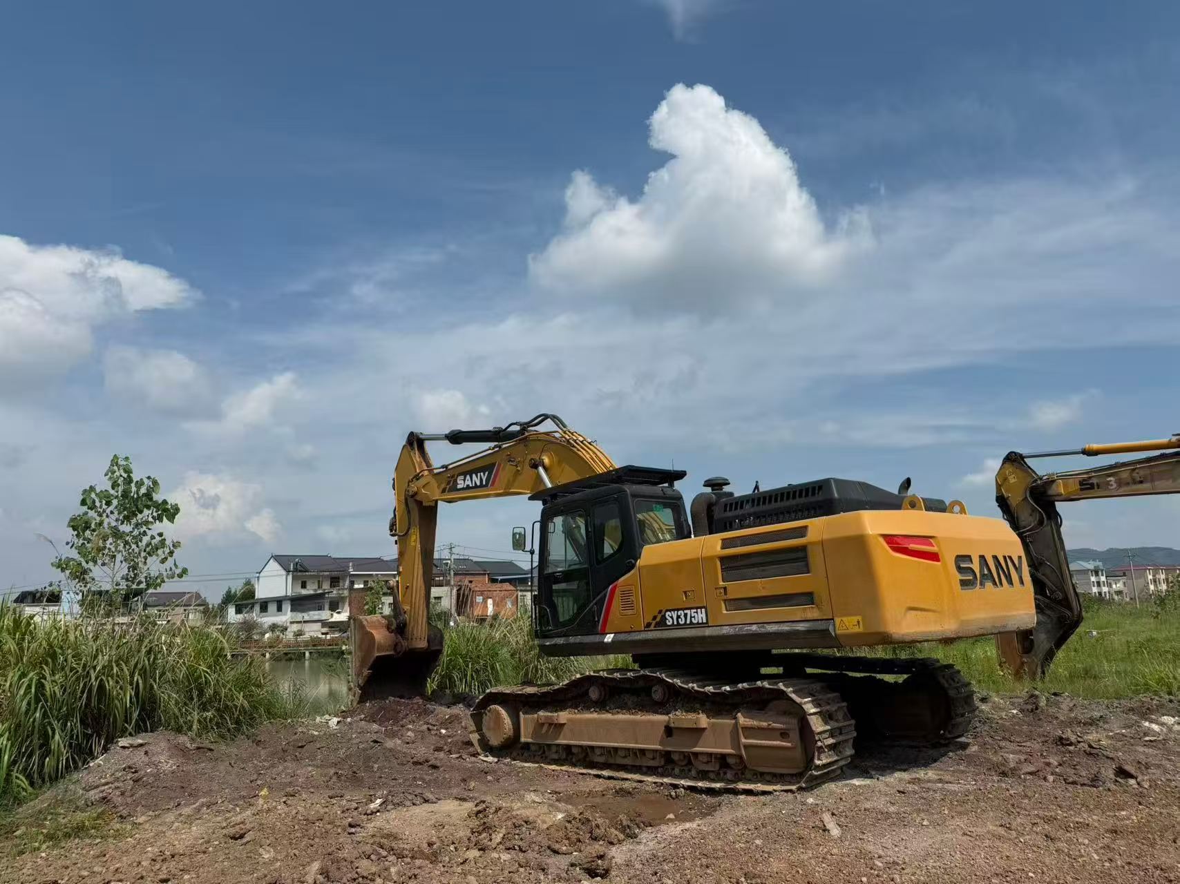 Buy Sany SY375H Used Excavator / 4