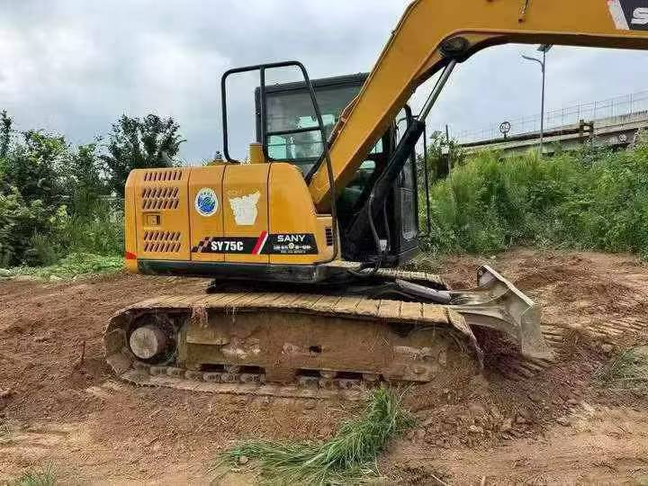 Buy Sany SY75 Used Excavator / 4
