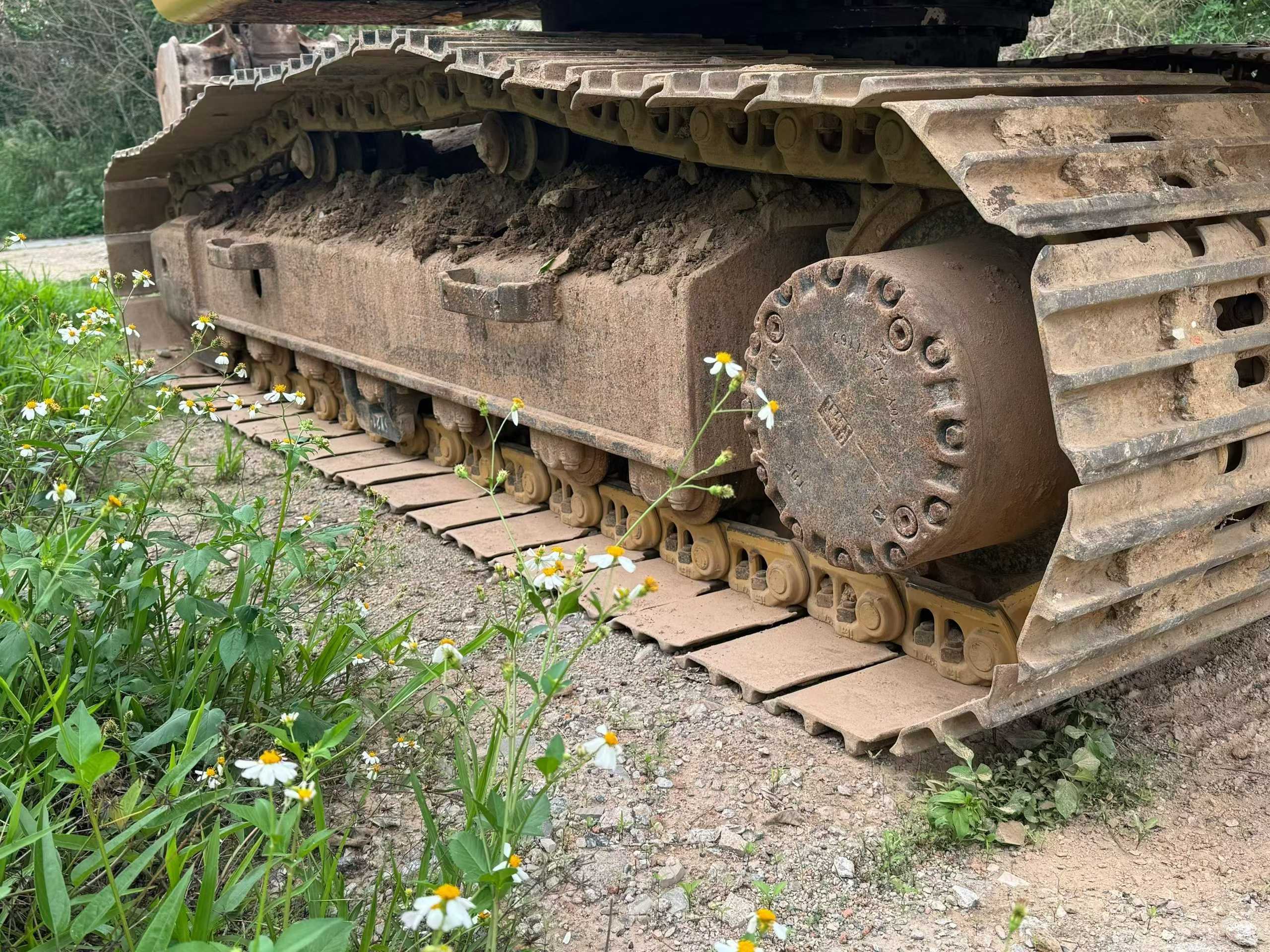 Buy Komatsu PC200-8N1 Used Excavator / 7