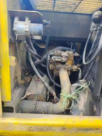 Buy Kato HD512-6 Used Excavator / 5 Buy Kato HD512-6 Used Excavator / 5