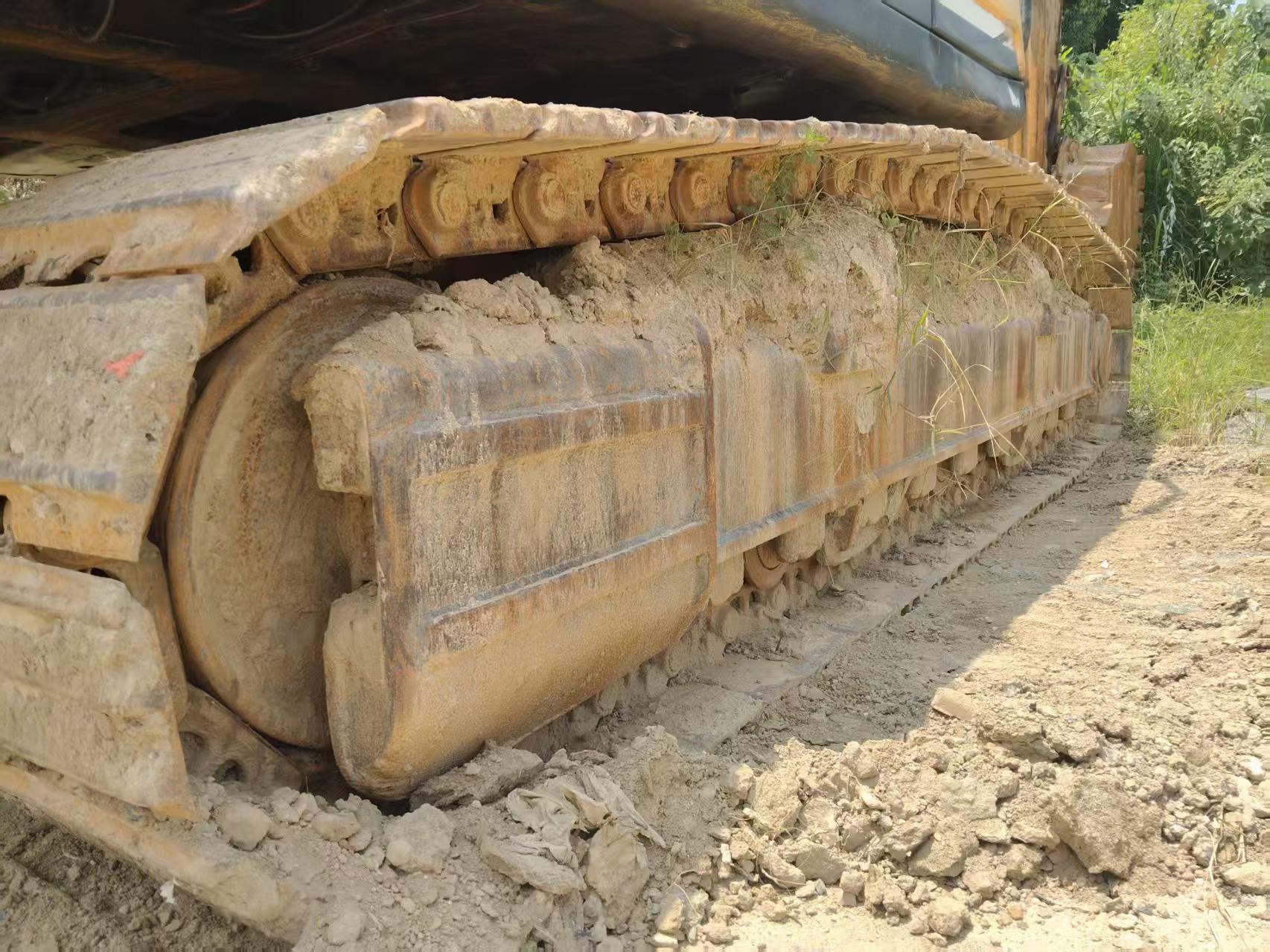 Buy Hyundai R385LVS Used Excavator / 7