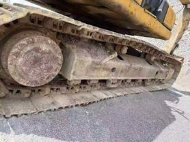 Buy Caterpillar 323 Used Excavator / 4 Buy Caterpillar 323 Used Excavator / 4