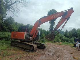 Buy Hitachi EX210 Used Excavator / 3 Buy Hitachi EX210 Used Excavator / 3