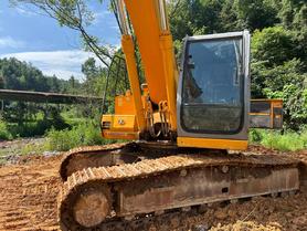 Buy Kato Used Excavator / 5 Buy Kato Used Excavator / 5
