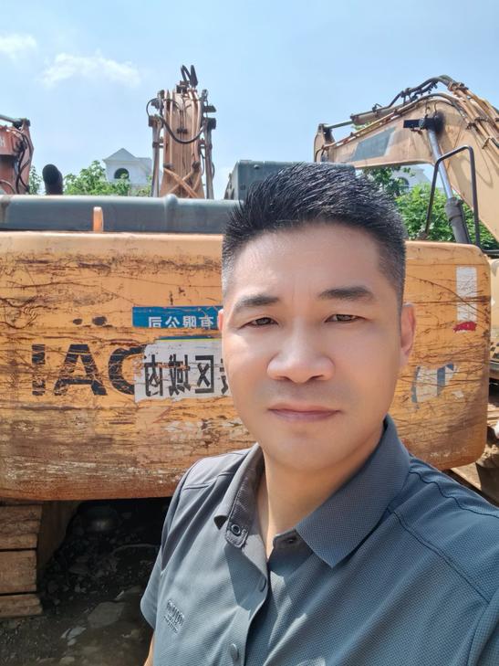 Buy Hyundai R215-7C Used Excavator / 1