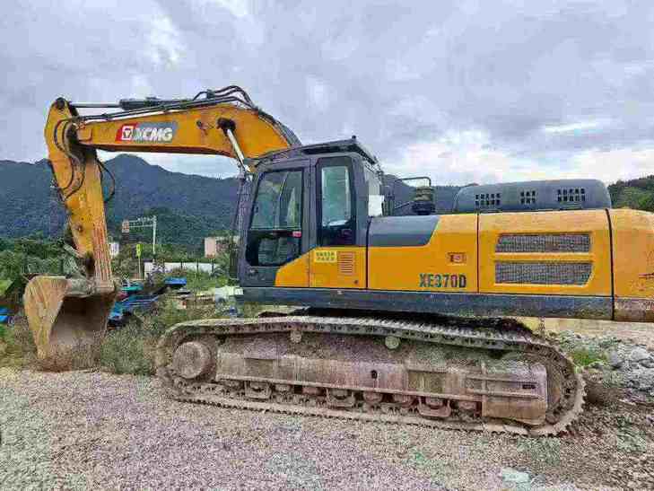 Buy XCMG XE370 Used Excavator / 1