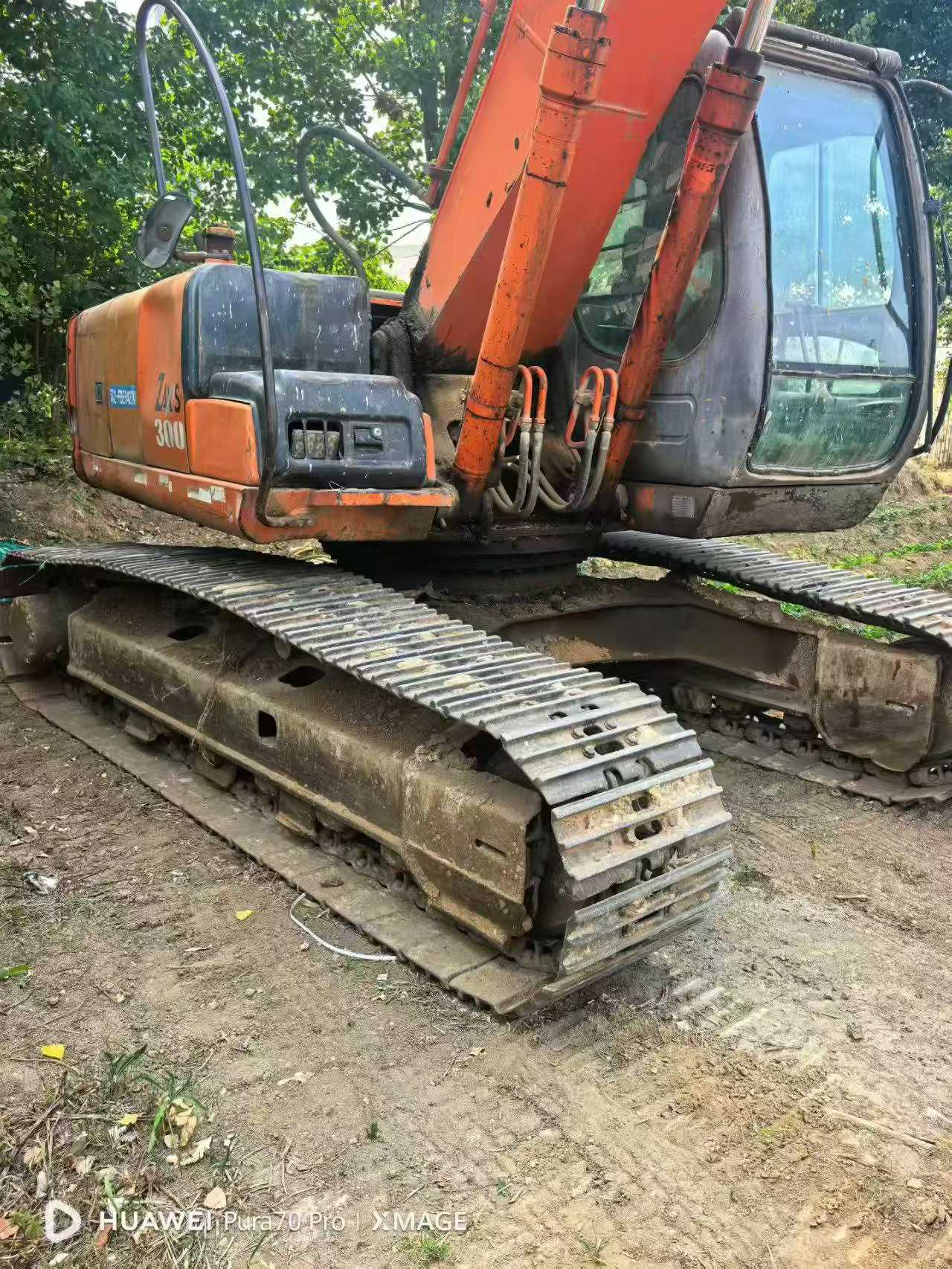 Buy Hitachi ZX200-6 Used Excavator / 2