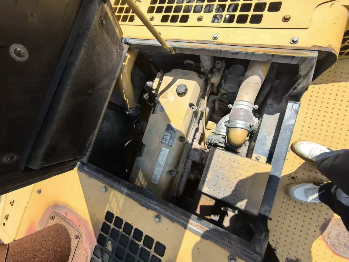 Buy Caterpillar 349E Used Excavator / 4