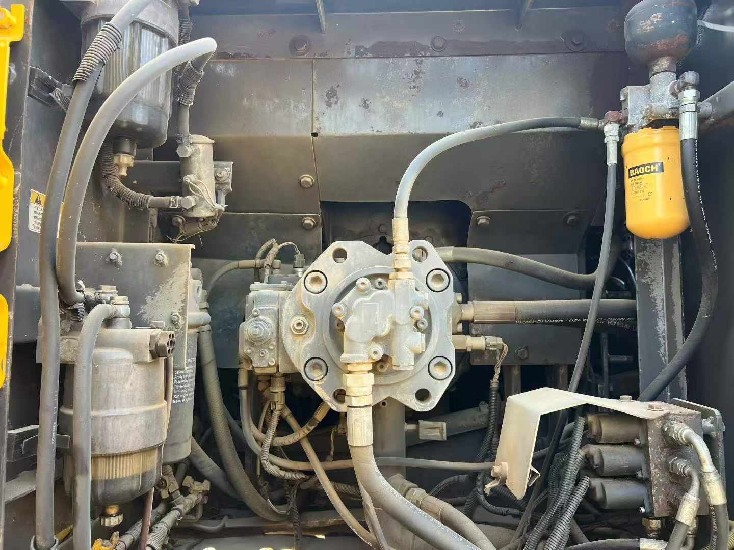 Buy Sumitomo SH210-5 Used Excavator / 4