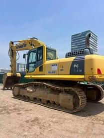 Buy Komatsu PC390LC-8M0 Used Excavator / 2 Buy Komatsu PC390LC-8M0 Used Excavator / 2