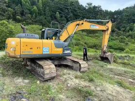 Buy XCMG XE200DA Used Excavator / 8 Buy XCMG XE200DA Used Excavator / 8