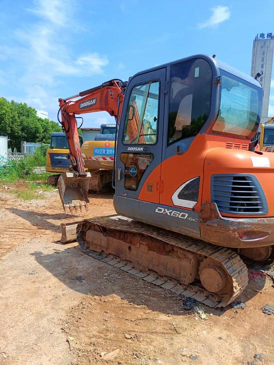 Buy Doosan DH55 Used Excavator / 1