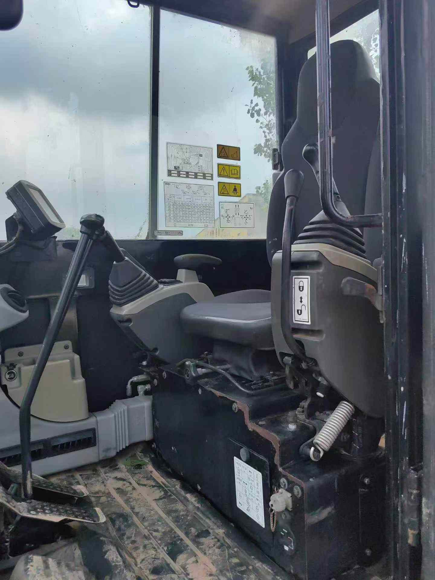 Buy Caterpillar 306D Used Excavator / 9