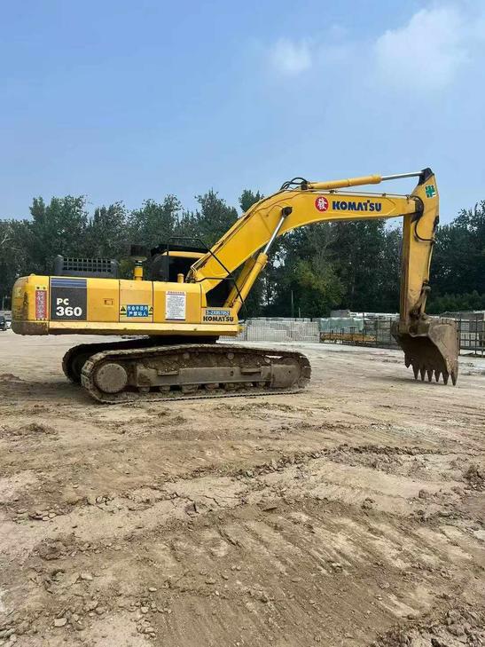 Buy Komatsu PC360-7 Used Excavator / 1
