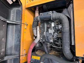 Buy Kato HD820V Used Excavator / 4 Buy Kato HD820V Used Excavator / 4