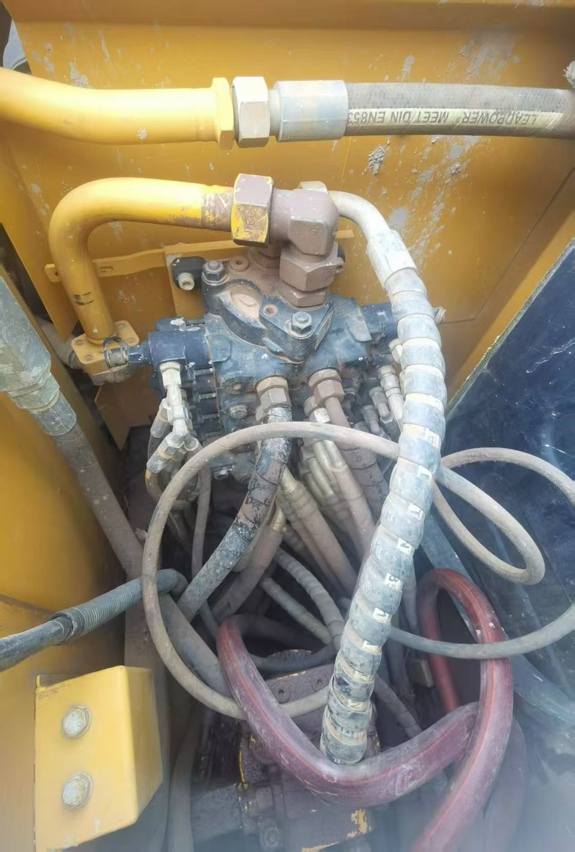 Buy Sany SY75 Used Excavator / 4
