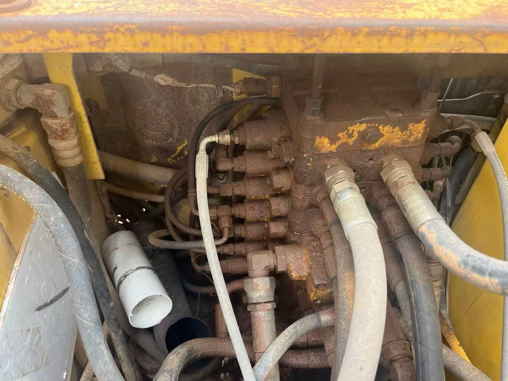 Buy Komatsu PC110-7 Used Excavator / 7 Buy Komatsu PC110-7 Used Excavator / 7