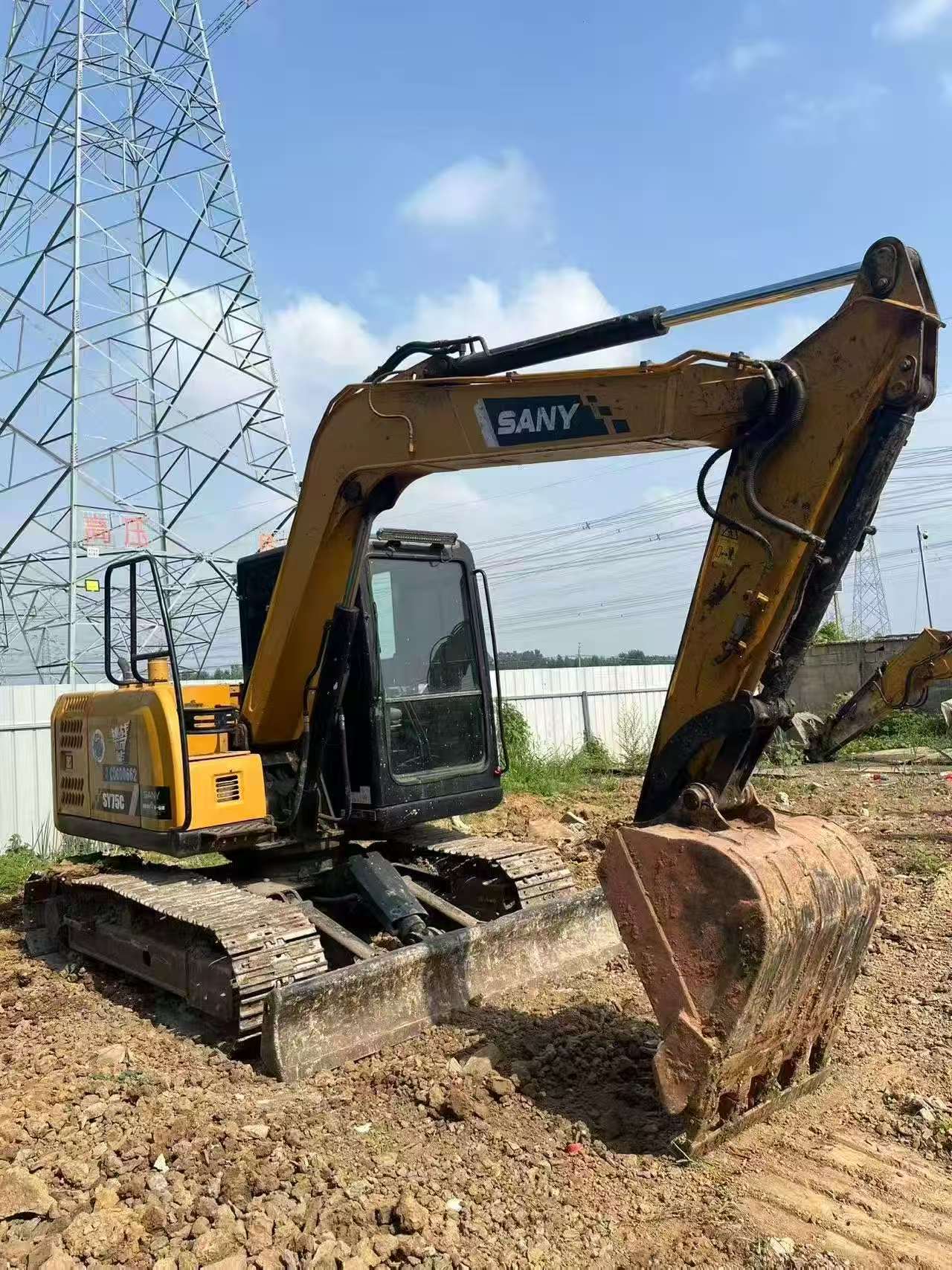 Buy Sany SY75 Used Excavator / 2