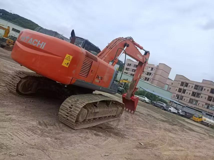 Buy Hitachi EX270 Used Excavator / 4
