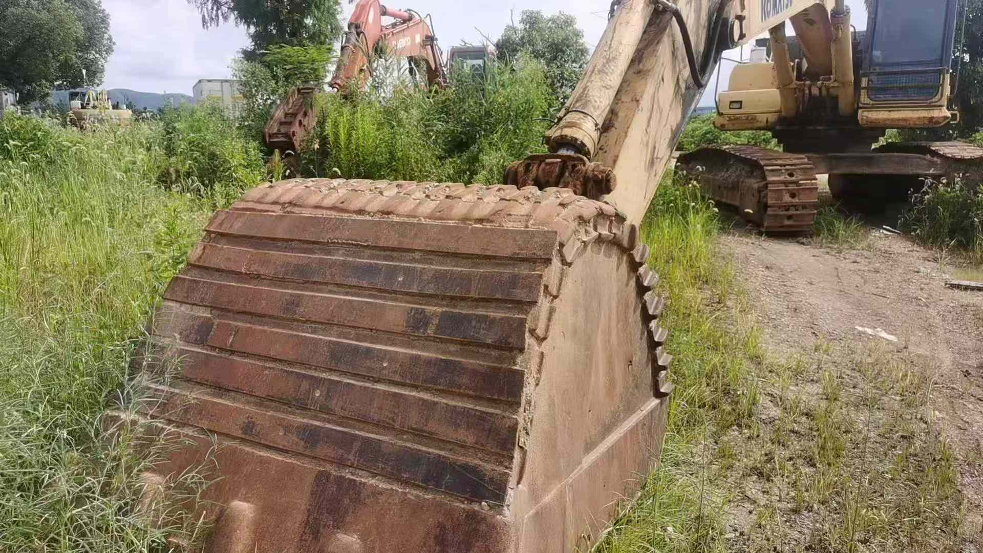 Buy Komatsu PC450-8 Used Excavator / 4