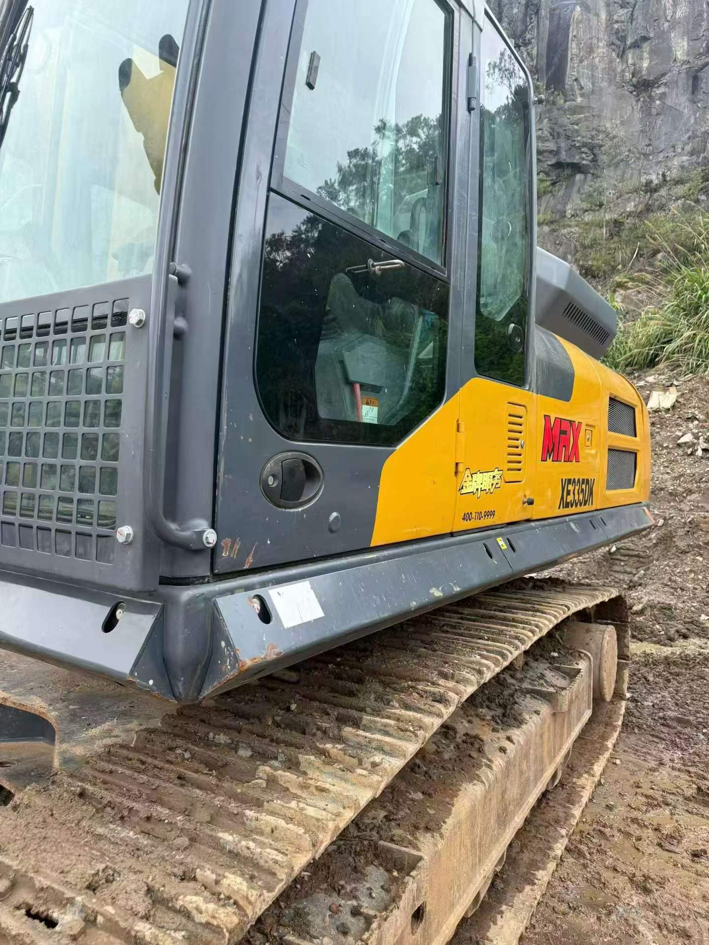 Buy XCMG XE335DK Used Excavator / 1