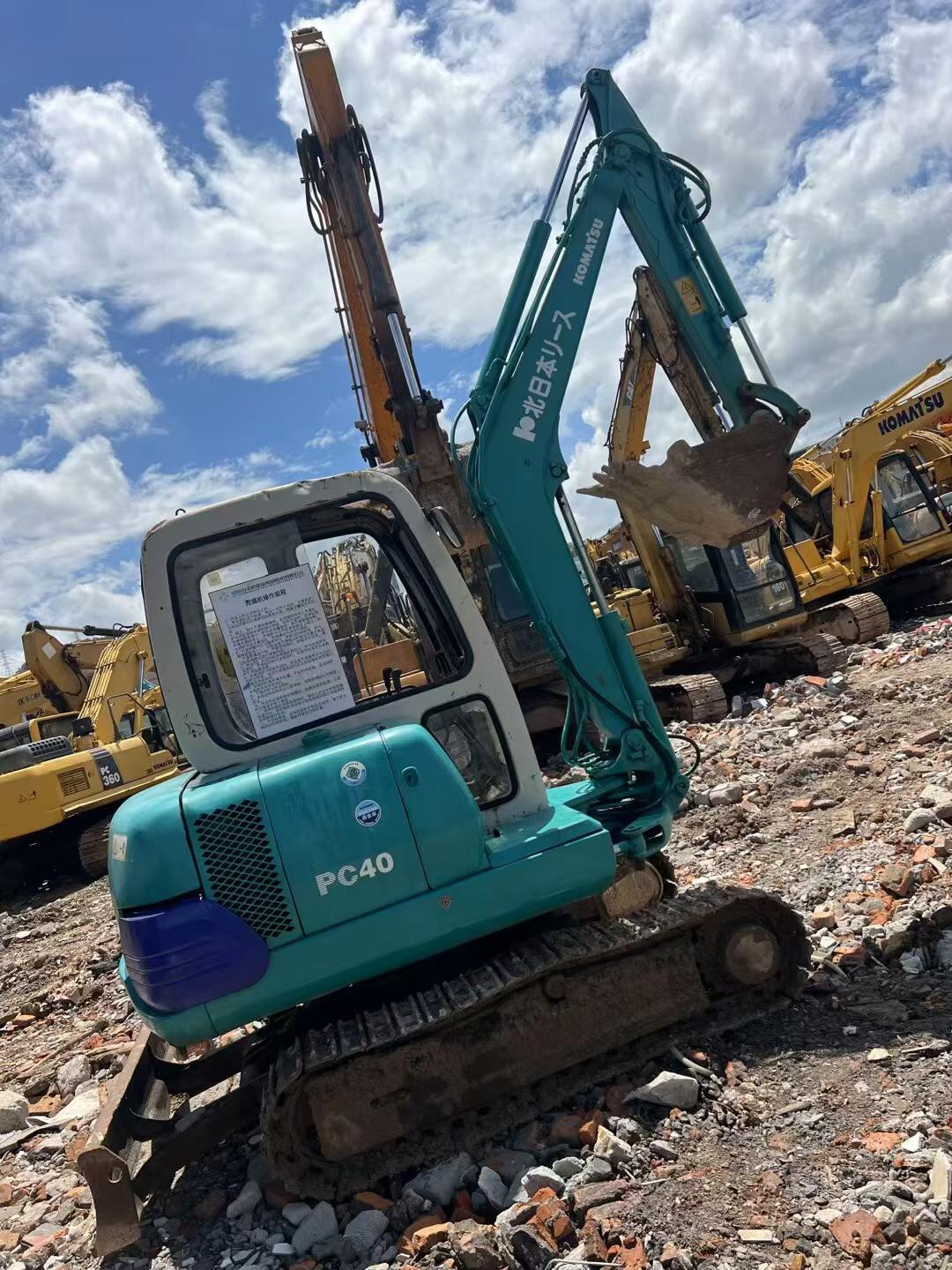 Buy Komatsu PC30-7 Used Excavator / 2