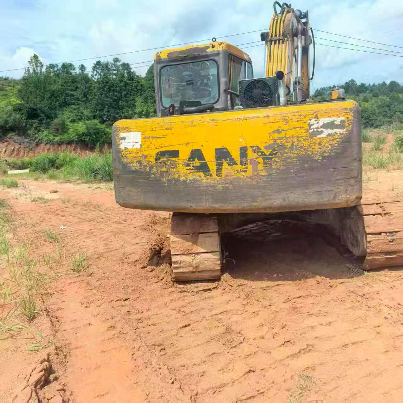 Buy Sany SY135-8S Used Excavator / 2 Buy Sany SY135-8S Used Excavator / 2