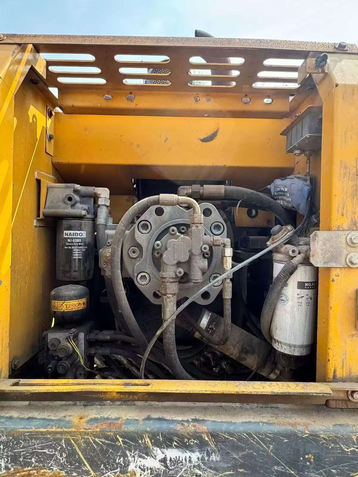 Buy XCMG XE215 Used Excavator / 6 Buy XCMG XE215 Used Excavator / 6