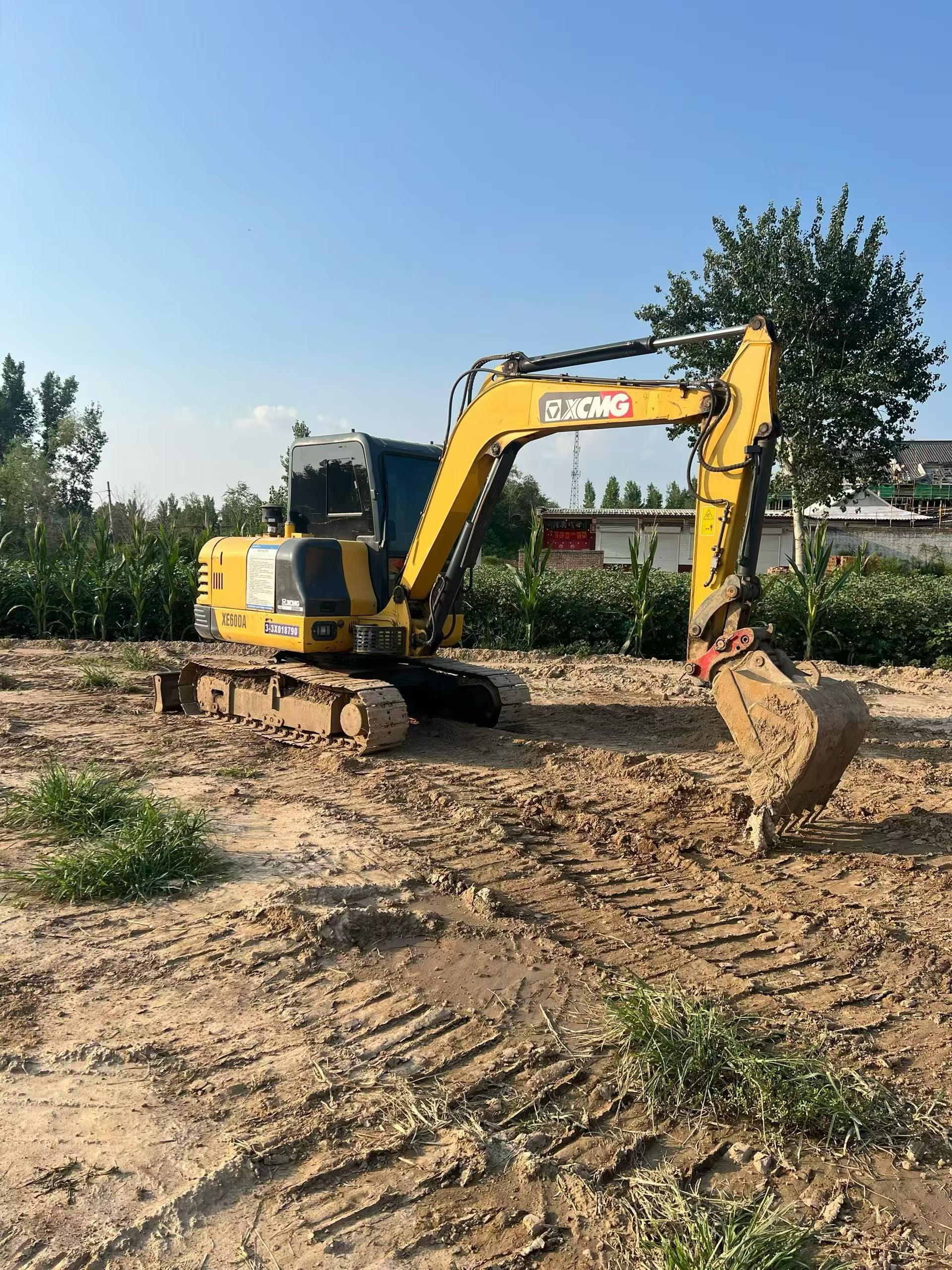 Buy XCMG XE60 Used Excavator / 3
