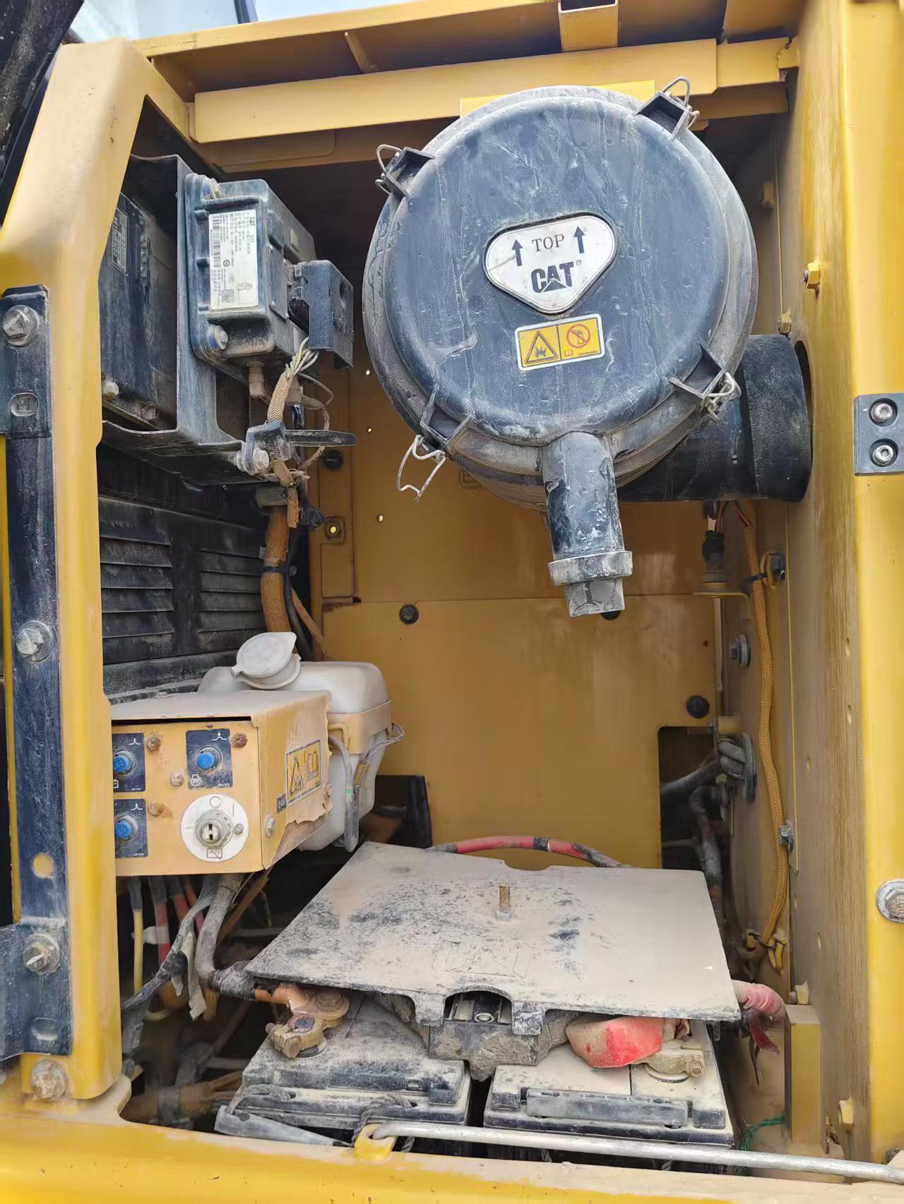 Buy Caterpillar 320D Used Excavator / 9 Buy Caterpillar 320D Used Excavator / 9