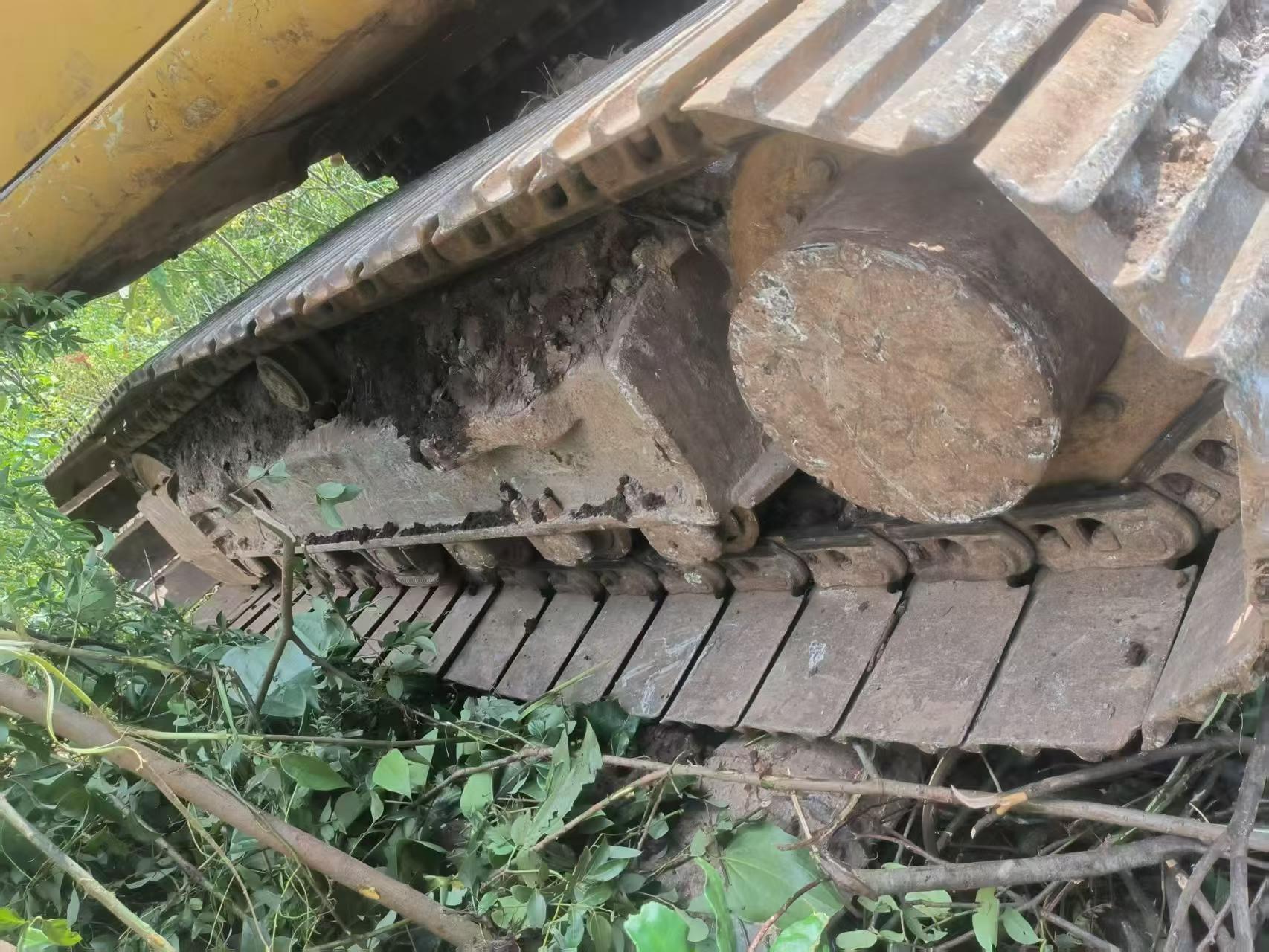 Buy XCMG XE150 Used Excavator / 8