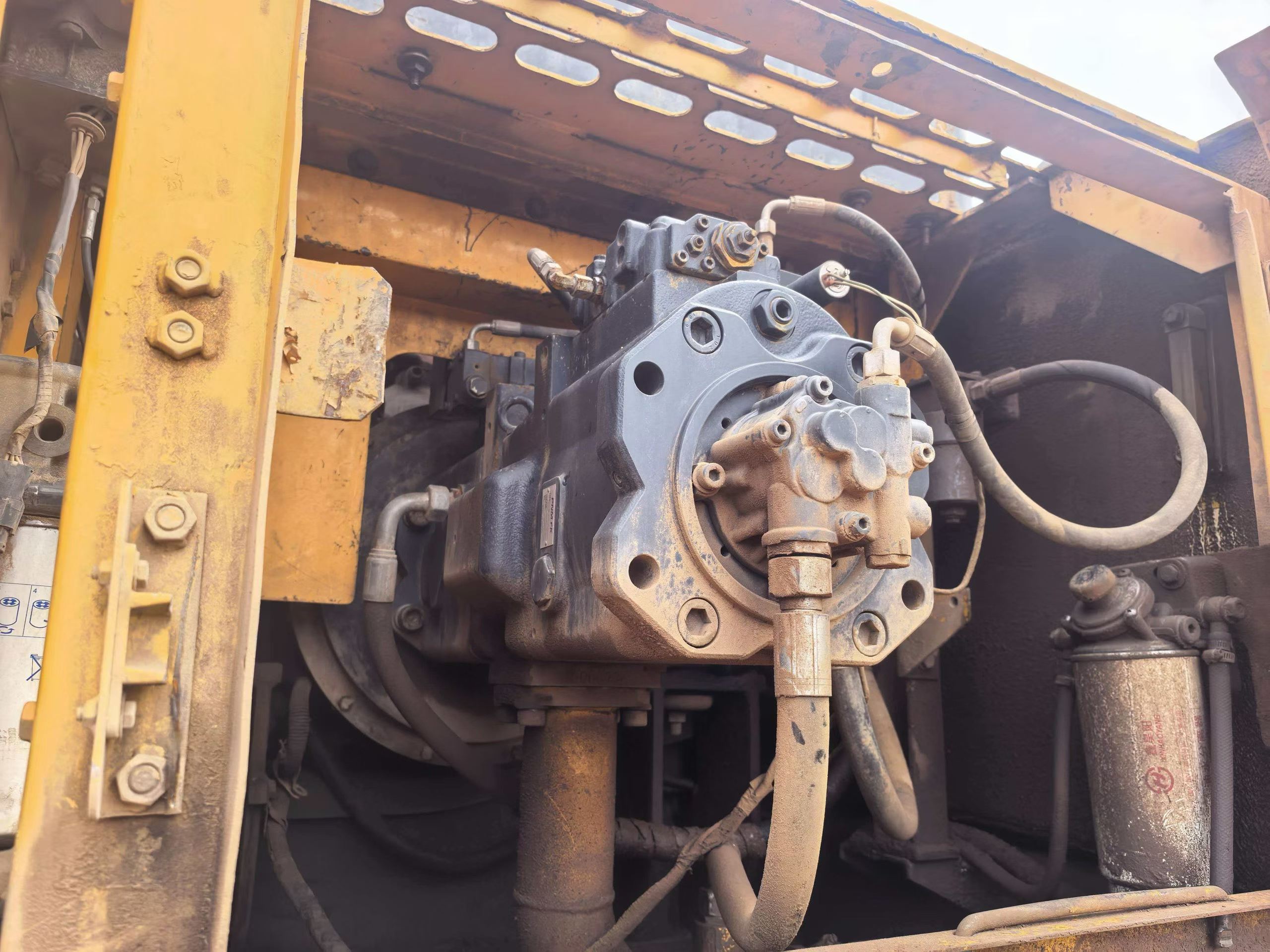 Buy Sany SY335C Used Excavator / 2
