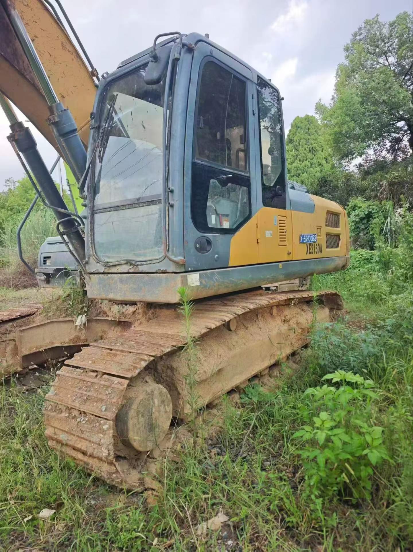 Buy XCMG XE200 Used Excavator / 2