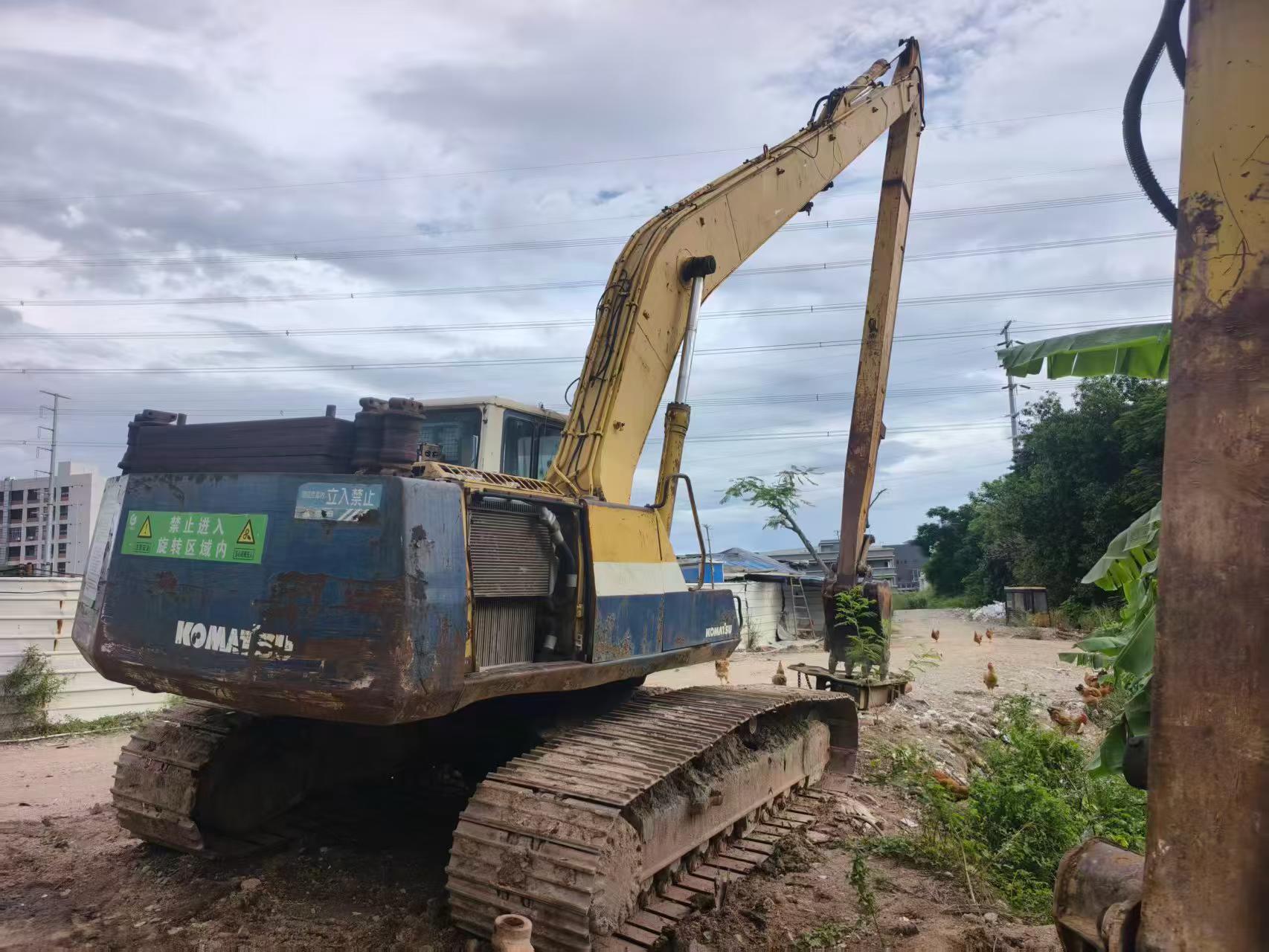 Buy Komatsu PC220-5 Used Excavator / 3 Buy Komatsu PC220-5 Used Excavator / 3