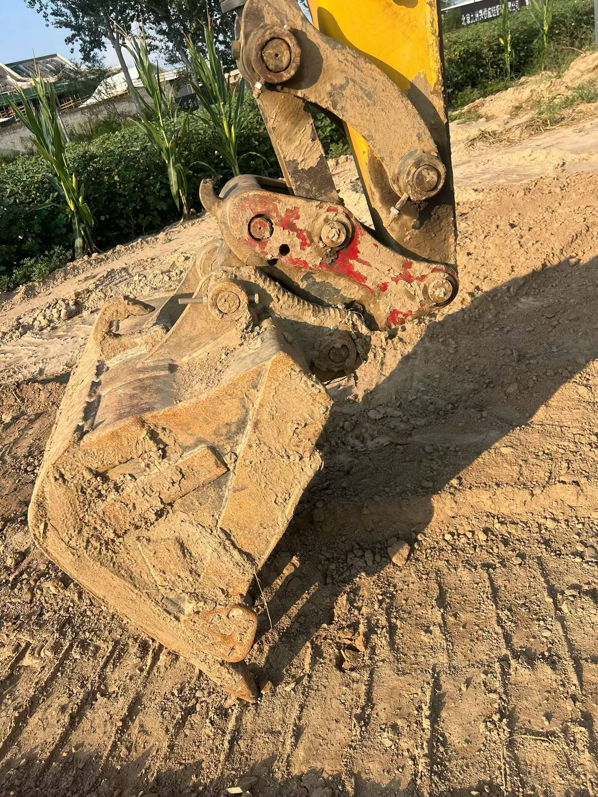Buy XCMG XE60 Used Excavator / 7