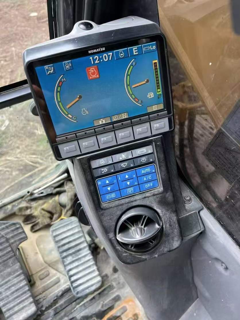Buy Komatsu PC120-8 Used Excavator / 7 Buy Komatsu PC120-8 Used Excavator / 7