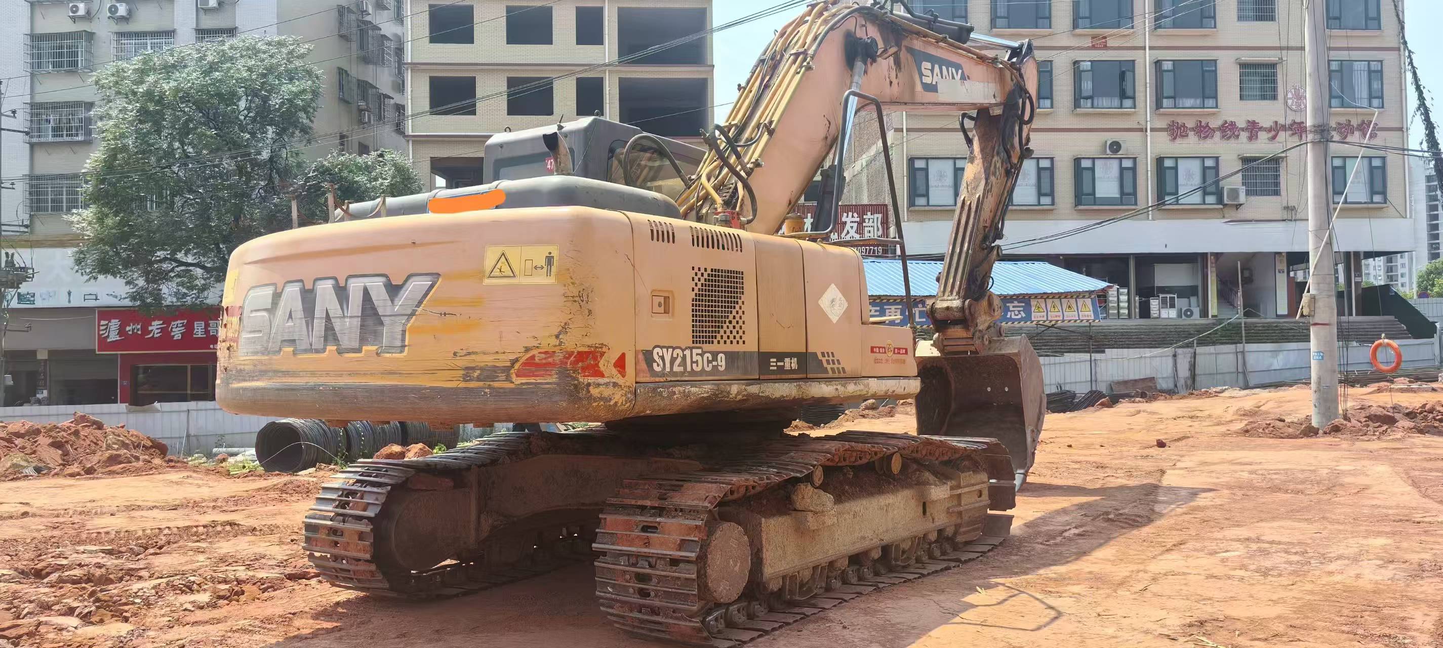 Buy Sany SY215C-8 Used Excavator / 1